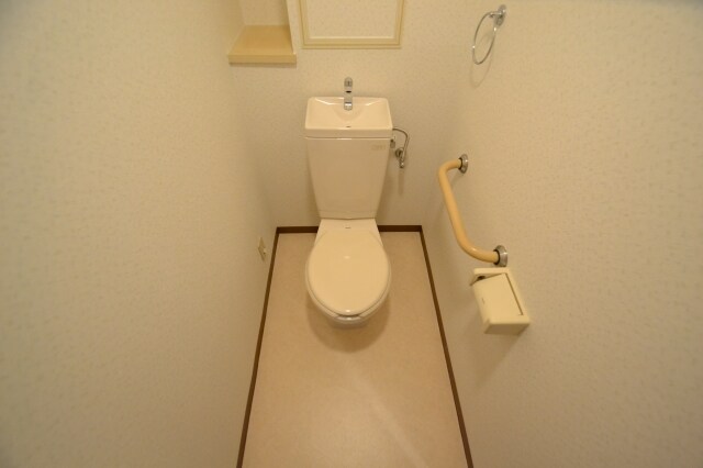 フロレセール南六甲の物件内観写真