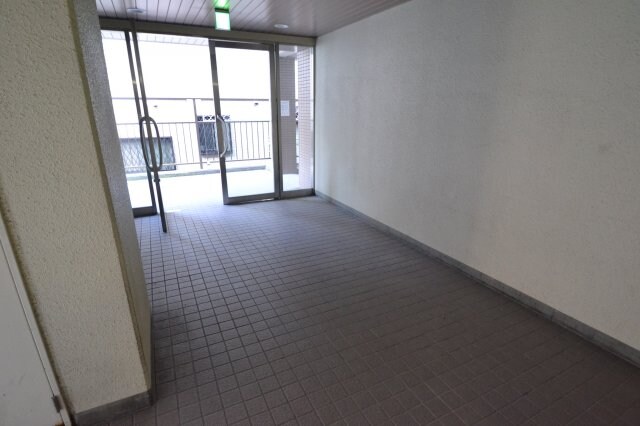 メゾン下沢の物件外観写真