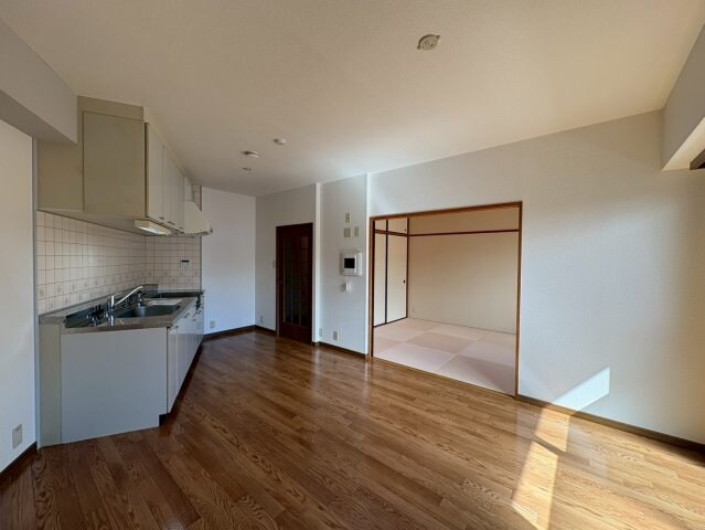 サンリッジ湊川の物件内観写真