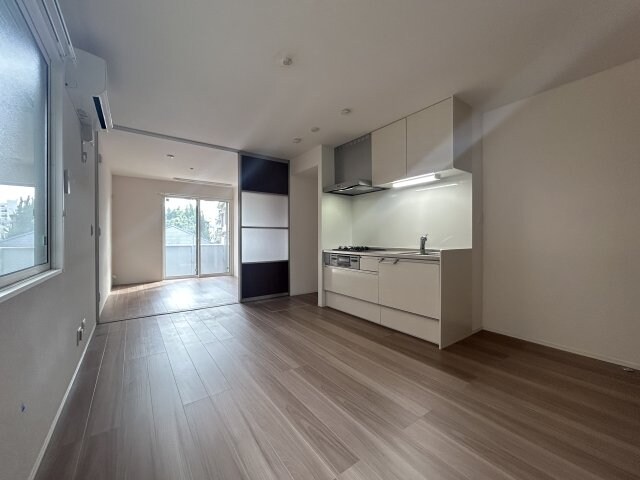 LAUREUS KUGA（ローレウス陸）の物件内観写真