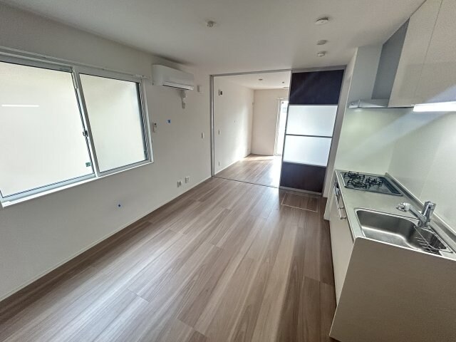 LAUREUS KUGA（ローレウス陸）の物件内観写真