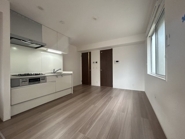 LAUREUS KUGA（ローレウス陸）の物件内観写真