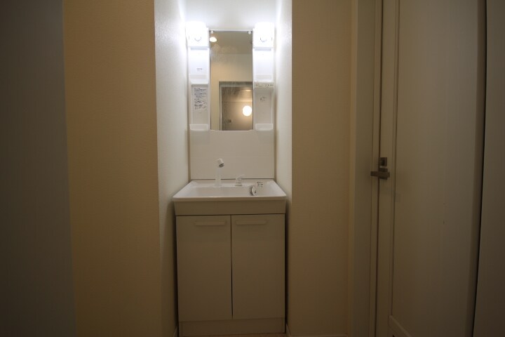 アクロス神戸灘アパートメントの物件内観写真