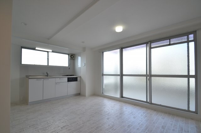 シルフィード・ドゥ・ARATAの物件内観写真