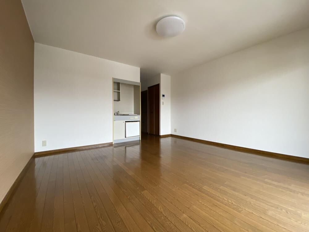 ジュネス神戸の物件内観写真