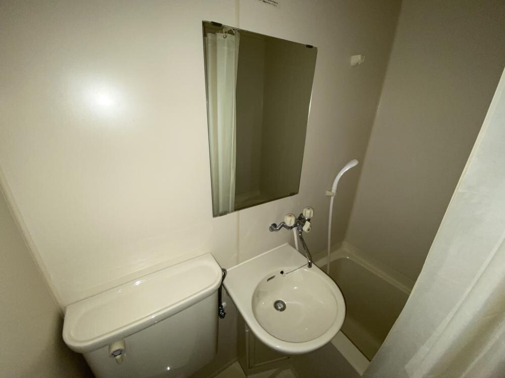 ジュネス神戸の物件内観写真