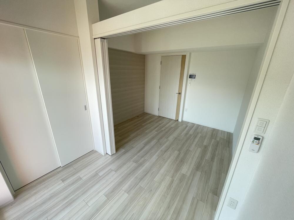 セレニテ神戸プリエの物件内観写真