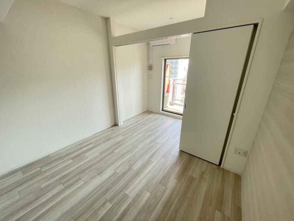 セレニテ神戸プリエの物件内観写真