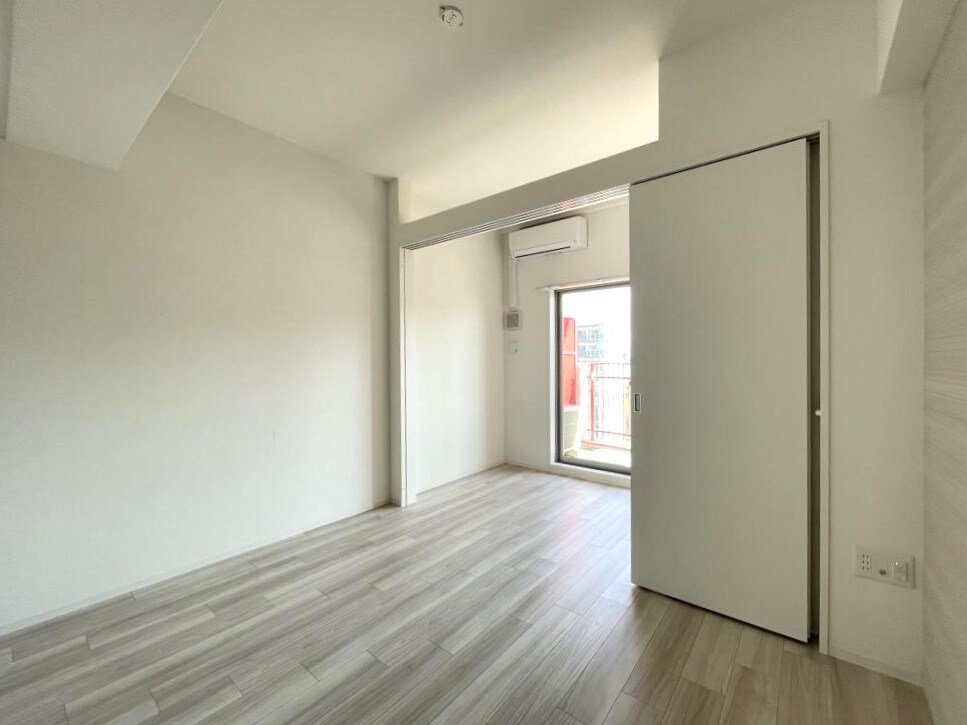 セレニテ神戸プリエの物件内観写真