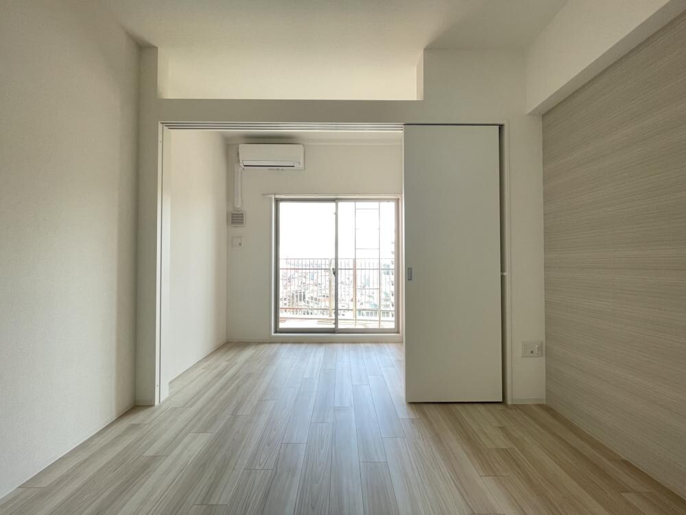 セレニテ神戸プリエの物件内観写真