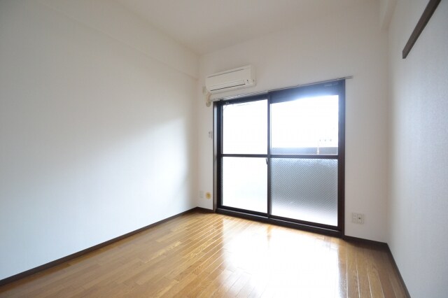 リーガル新神戸の物件内観写真