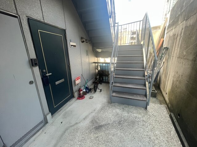 真能ハイツの物件外観写真