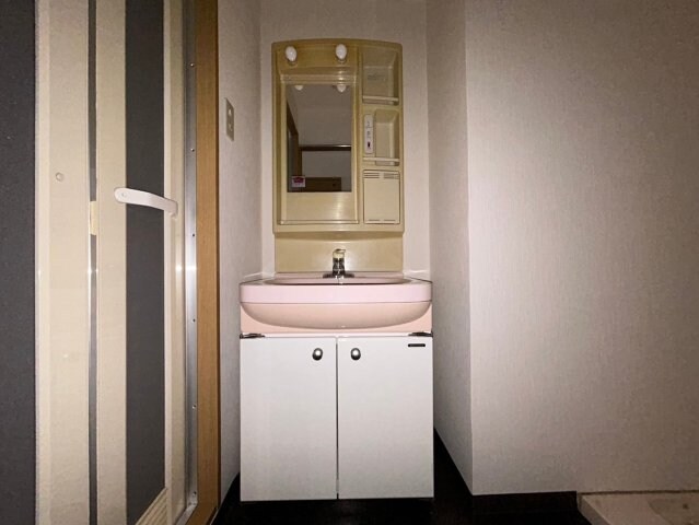 アミーグランコート三宮の物件内観写真