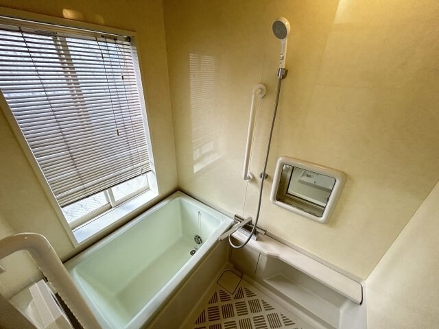 住吉宮町3丁目　貸戸建の物件内観写真