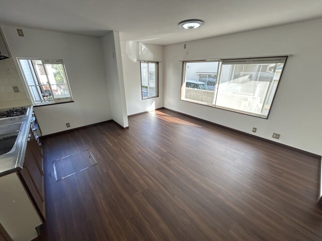 住吉宮町3丁目　貸戸建の物件内観写真