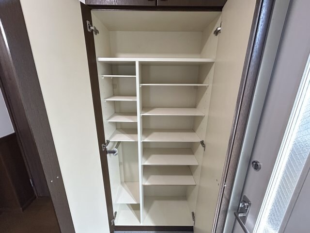 住吉宮町3丁目　貸戸建の物件内観写真