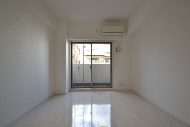 ファーストレジデンス三宮EASTの物件内観写真