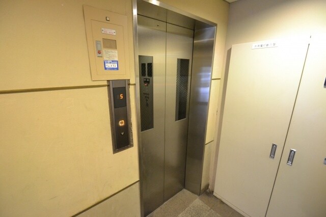 エスリード三宮の物件外観写真