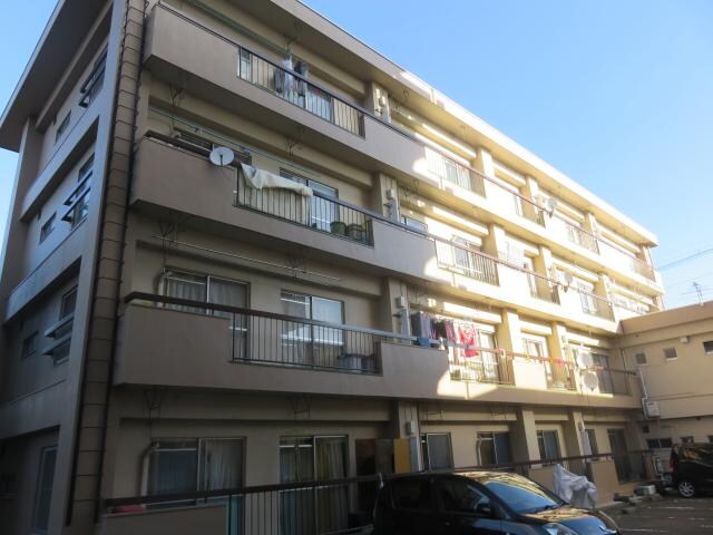 守谷マンションの物件外観写真