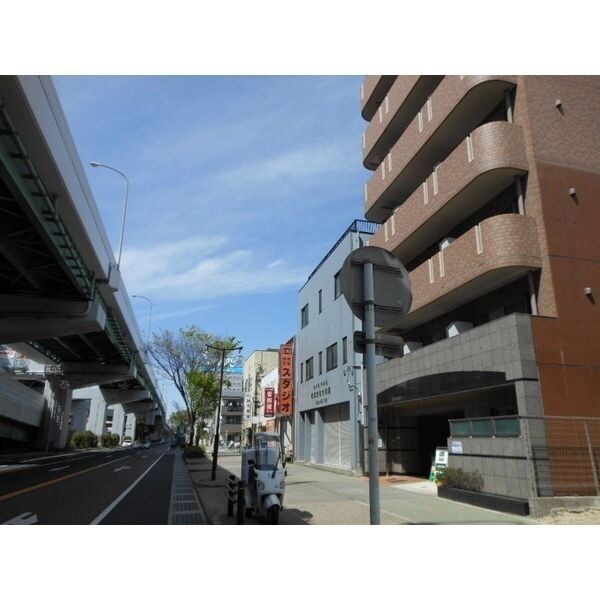 ニューシティアパートメンツ円上町の物件内観写真