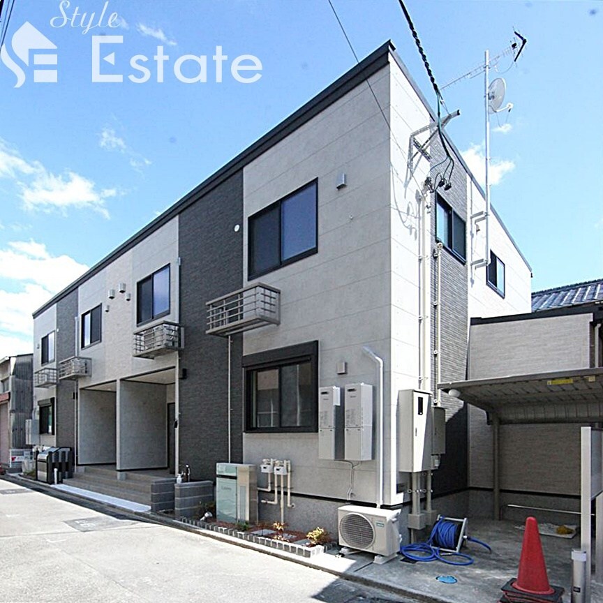 Lazosの物件外観写真