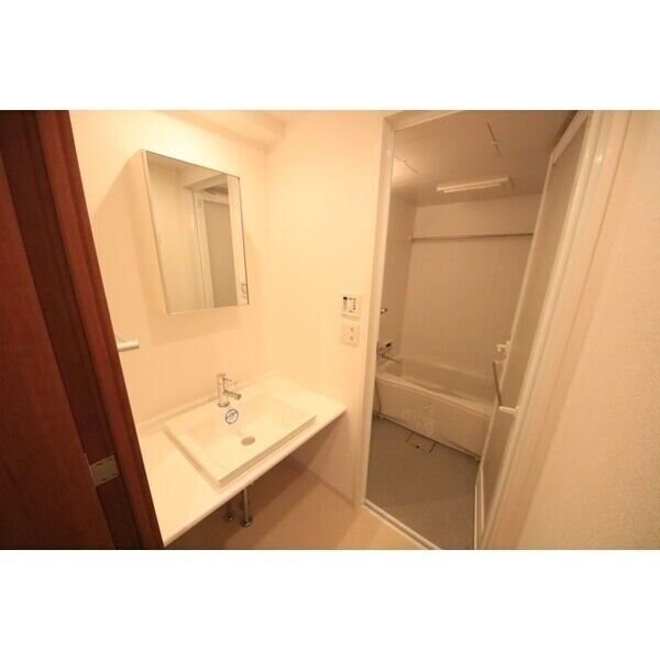 レジディア高岳の物件内観写真