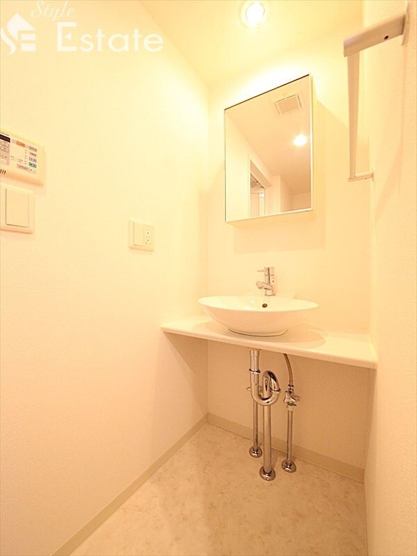 レジディア高岳の物件内観写真