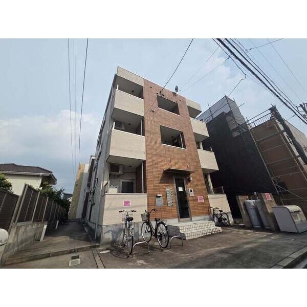 メゾン・ド・サントリナの物件外観写真