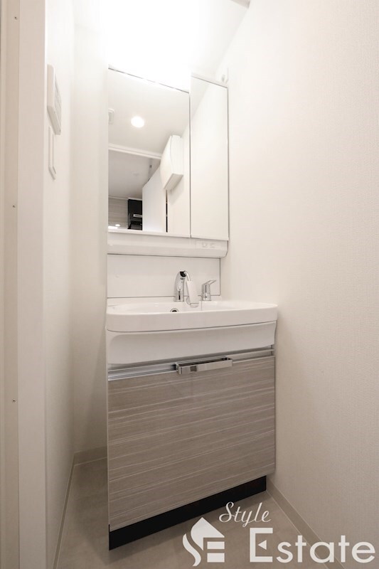 ディアレイシャス浅間町IIIの物件内観写真