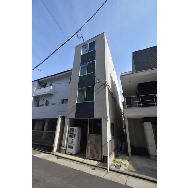 Casa Avenue Tsurumaiの物件外観写真