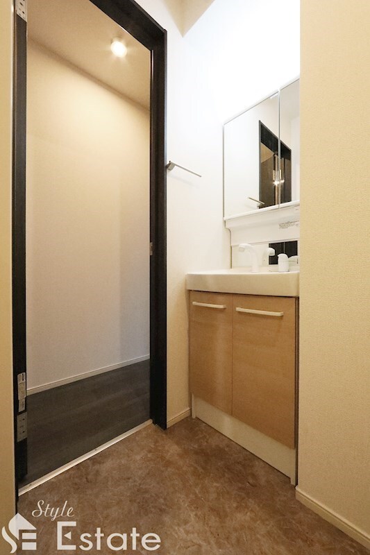 エレガンス牛立の物件内観写真