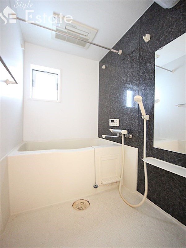 ピアチェーレ新栄の物件内観写真