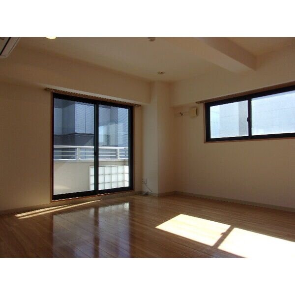 サン・マルノウチビルの物件内観写真