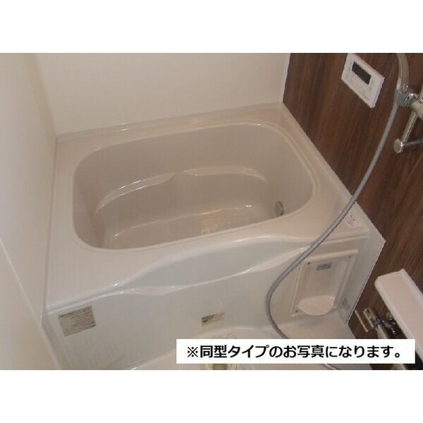 ラ・フュンフの物件内観写真