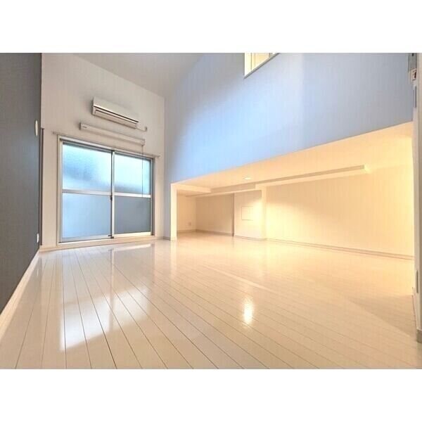 カーサ・フィオーレRの物件内観写真