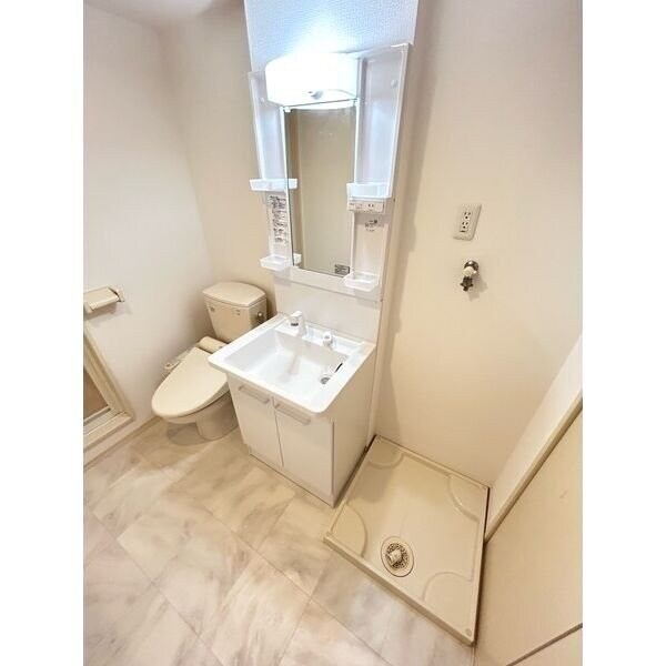 カーサ・フィオーレRの物件内観写真