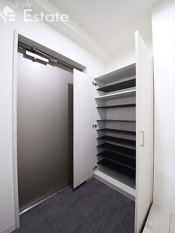 THE RESIDENCE IMAIKE EASTの物件内観写真