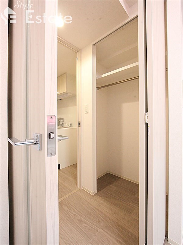 プレサンスＴＨＥ大須観音の物件内観写真