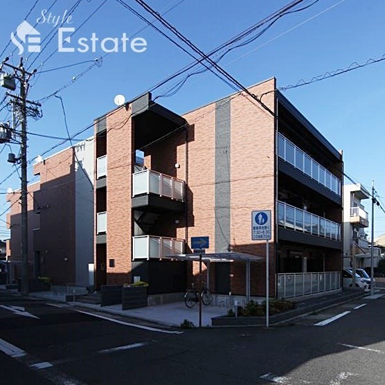 パインテール千成の物件外観写真