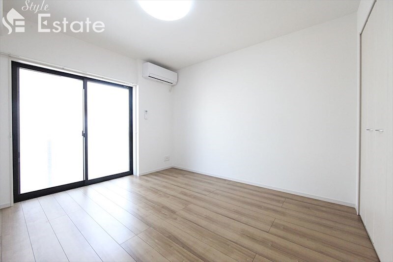 パインテール千成の物件内観写真