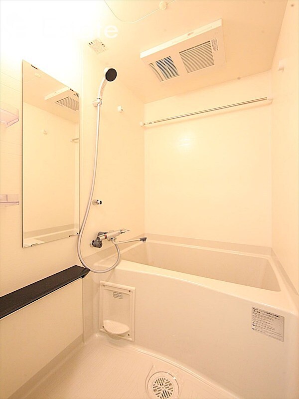 ディアレイシャス名古屋中村公園の物件内観写真