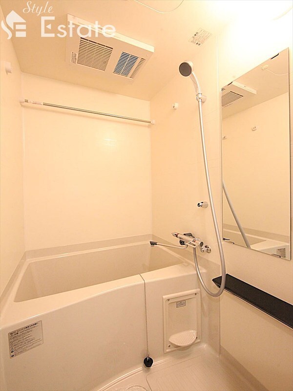 ディアレイシャス名古屋中村公園の物件内観写真