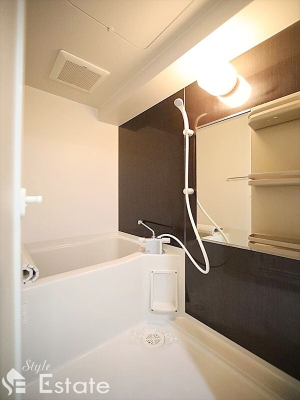 セントレイクセレブ代官町の物件内観写真