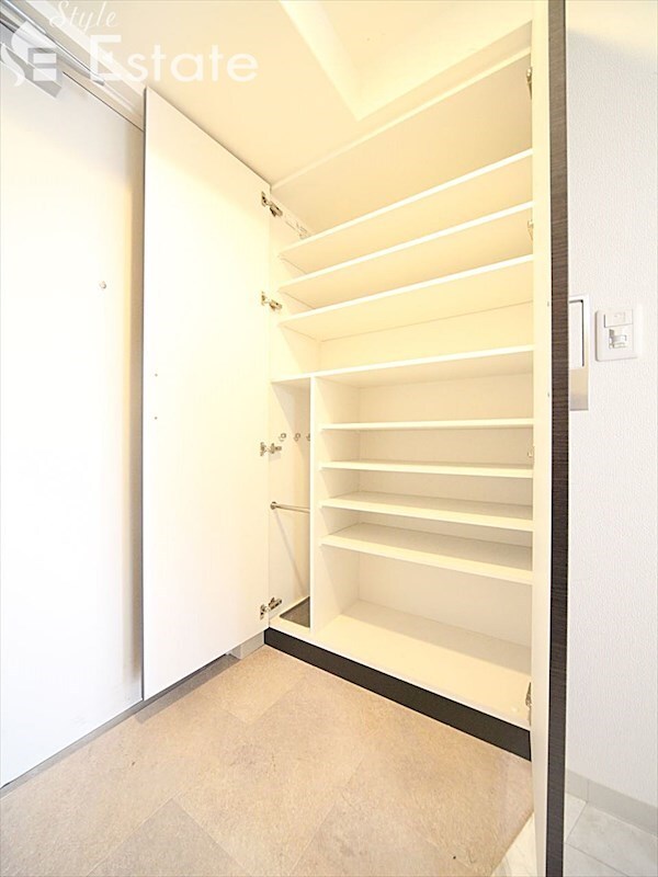 エステムコート名古屋新栄IIアリーナの物件内観写真