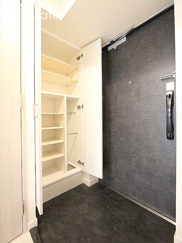 ディアレイシャス名古屋太閤通IIIの物件内観写真