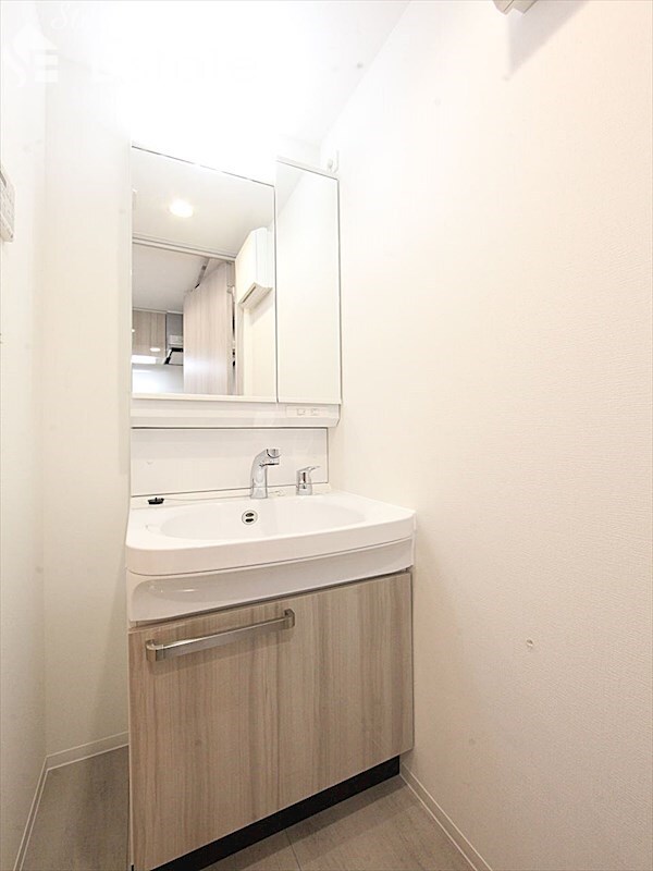 ディアレイシャス名古屋太閤通IIの物件内観写真