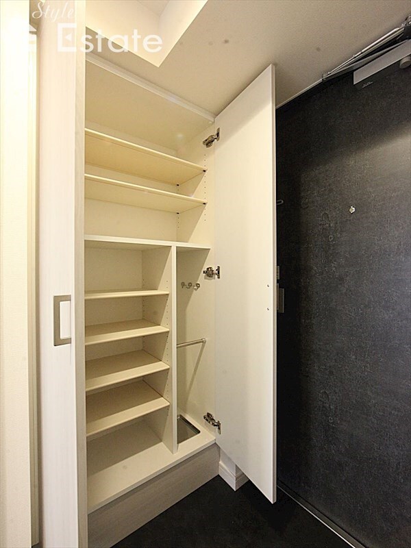 ディアレイシャス名古屋太閤通IIの物件内観写真