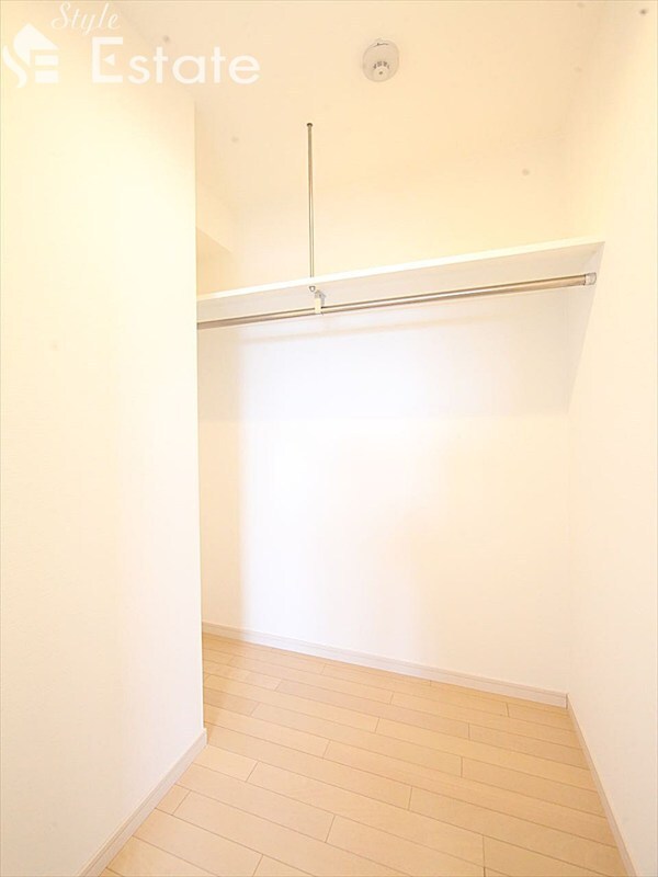 FRENCIA NOIE名駅の物件内観写真