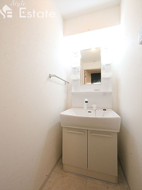 プレストンズ新栄の物件内観写真