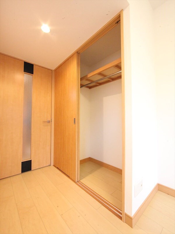 ライブコート泉の物件内観写真